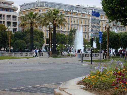 145.jpg